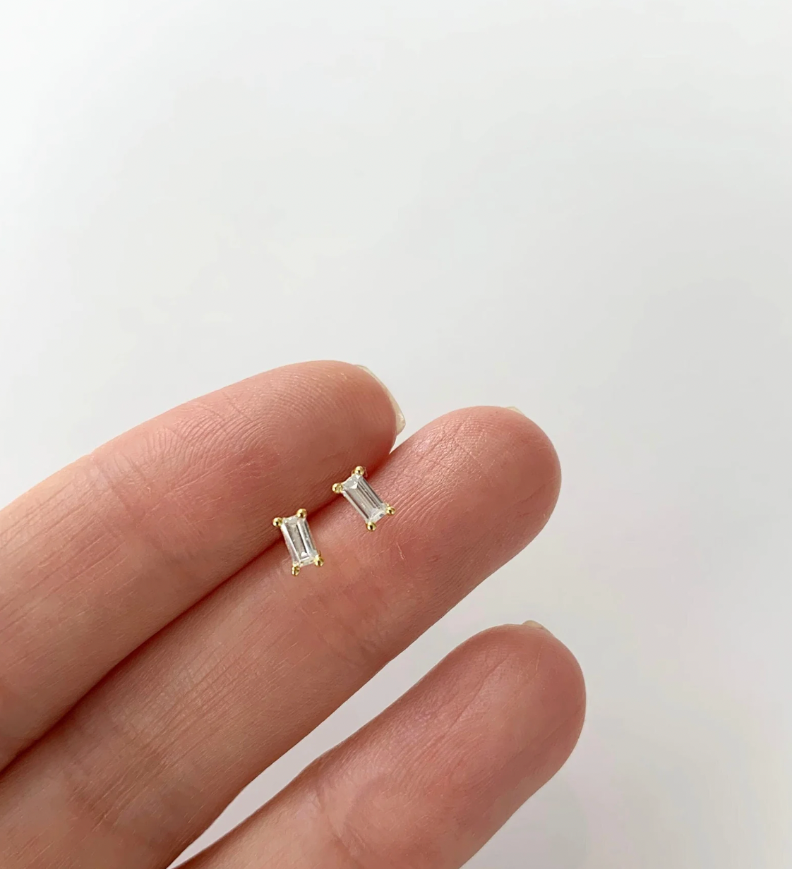 14K Aquamarine Baguette Mini Studs